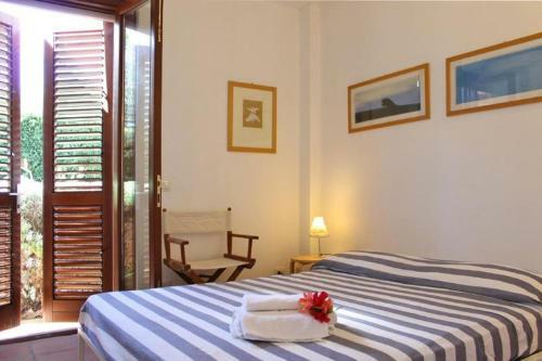 Donnalucata Villa Sleeps 6 Pool Air Con Wifi