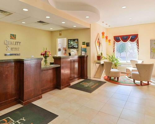 Hotel Quality Suites Stratford