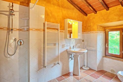 Figline Valdarno Apartment Sleeps 5