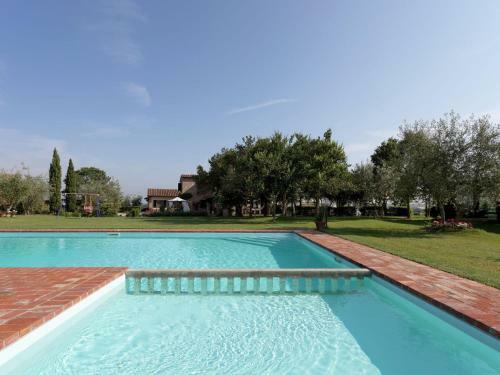 Tranquil Home In Foiano Della Chiana With Terrace