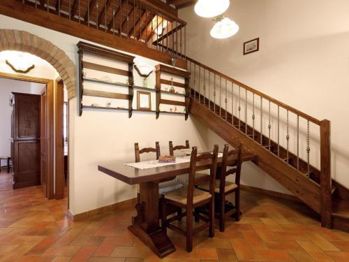 Tranquil Home In Foiano Della Chiana With Terrace