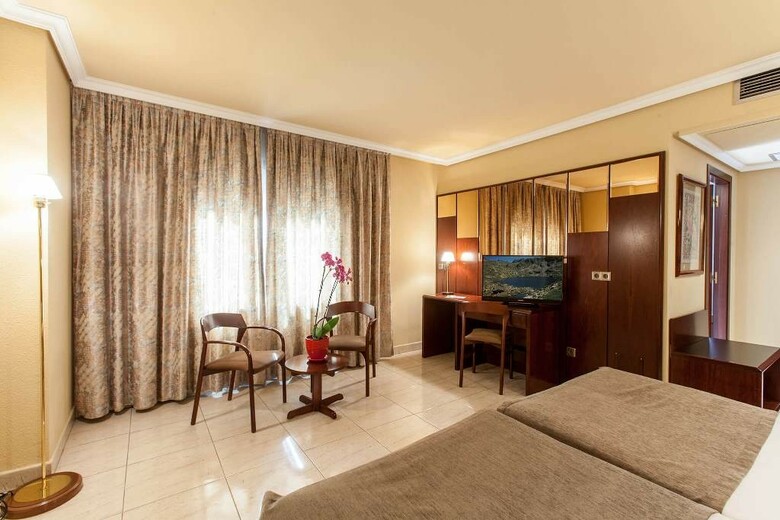 Hotel Yomo Imperial