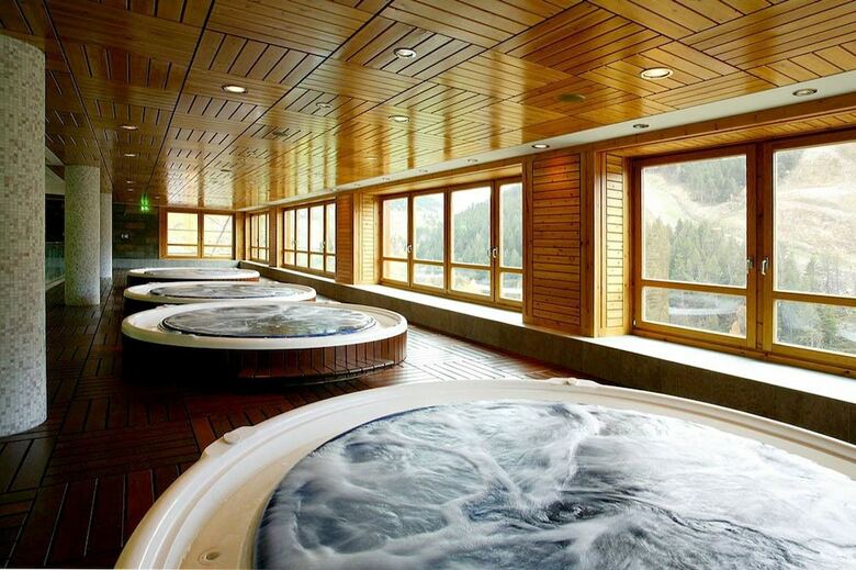 Sport Hotel Village