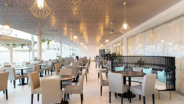 Hotel Odessa(.)