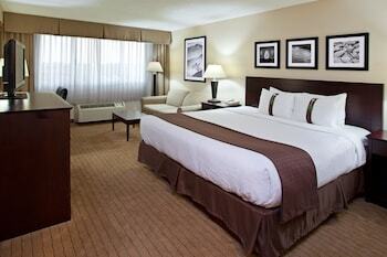 Hotel Holiday Inn Canton-belden Village