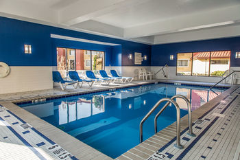 Hotel Clarion Inn New London