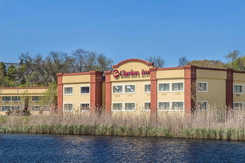 Hotel Clarion Inn New London