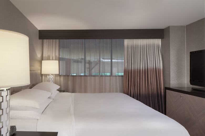 Sheraton Bucks County Hotel