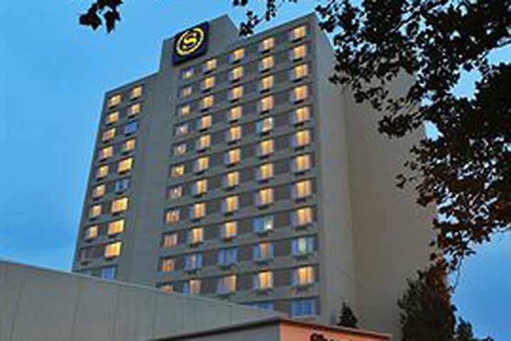 Sheraton Bucks County Hotel