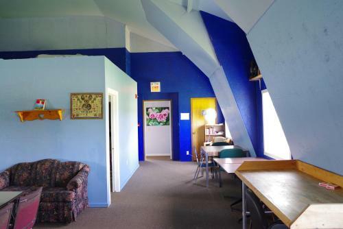 Brackley Beach Hostel