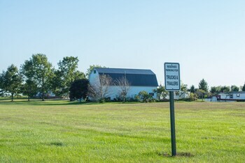 Holiday Inn Express Hotel & Suites Wauseon