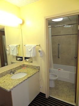 Hotel Quality Inn Wickliffe
