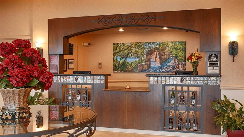 Hotel Best Western Plus Vineyard Inn And Suites