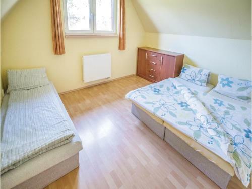 Two-bedroom Holiday Home In Liptovsky Trnovec