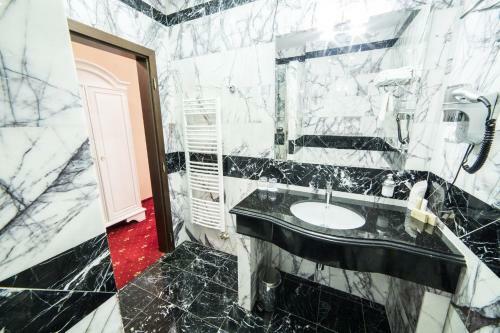 Hotel Aphrodite Palace