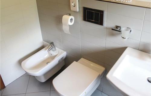 Two-bedroom Apartment In Stary Smokovec