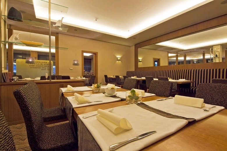 Hotel International