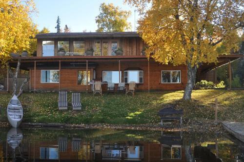 Daniels Lake Lodge B&B