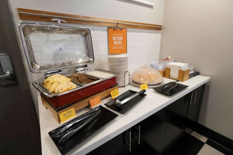 Hotel Hampton Inn & Suites Dupont