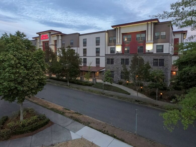 Hotel Hampton Inn & Suites Dupont