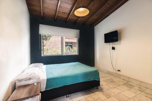 Hostal Living Hotel