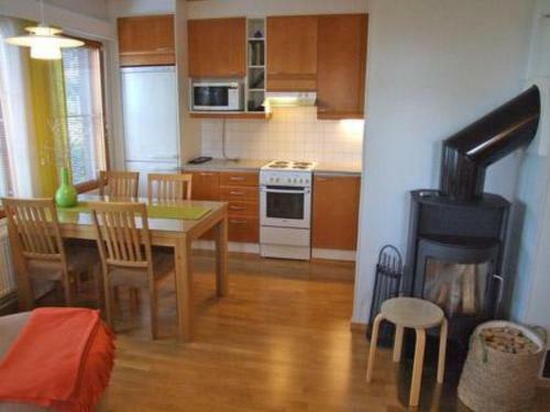 Holiday Home Karhunvartijan Pirtti 5a2