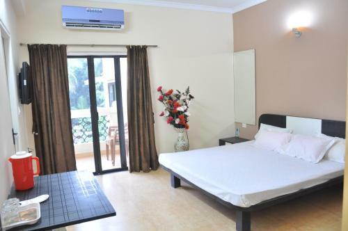 Ocean Crest Hotel