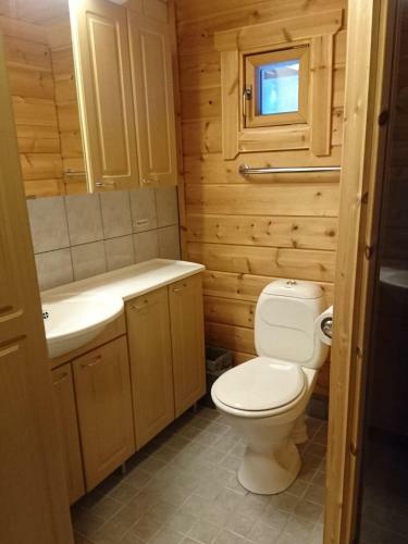 Villa Kuhahuvila, Maatilamatkailu Ilom�ki