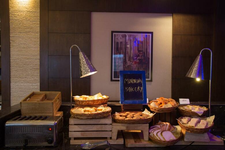 Hotel Golden Tulip Chandigarh, Panchkula