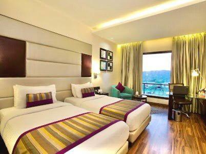 Hotel Golden Tulip Chandigarh, Panchkula
