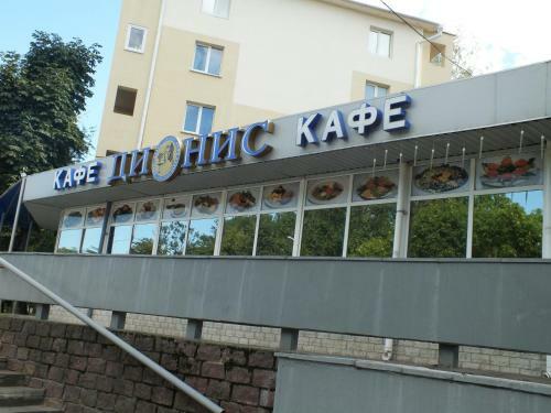 Apartment On Kosmonavtov Street