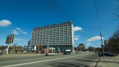 Apartment Near Lenin Square