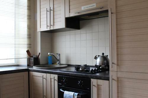 Apartment On Chernyahovskogo 26-2