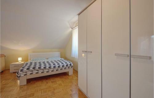 Two-bedroom Holiday Home In Stubicke Toplice