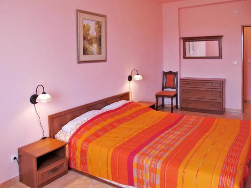 Holiday Home Haus Adriatic (voj510)