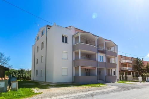 Apartments Goga