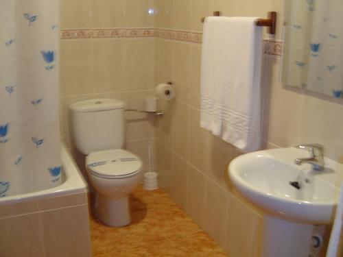 Hotel Hostal D�ernes
