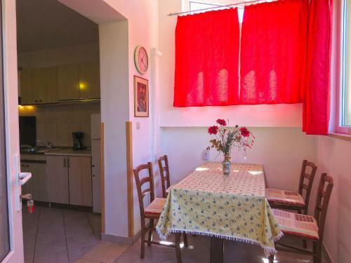 Apartments Milica 961