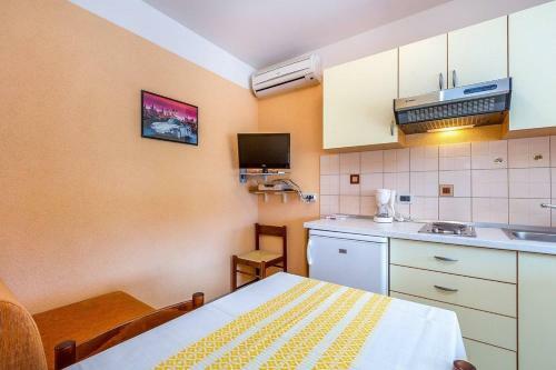 Apartments Nevija