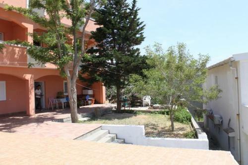 Hostal Triple Room Metajna 6487e