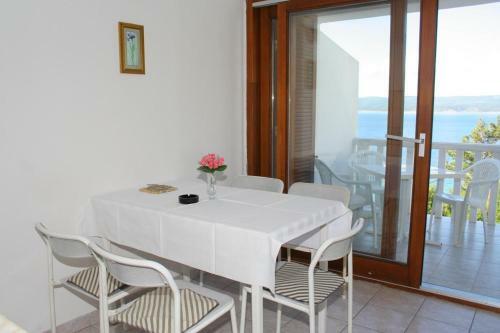 Apartments By The Sea Mimice (omis) - 2736