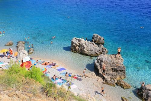 Apartments By The Sea Mimice (omis) - 2736