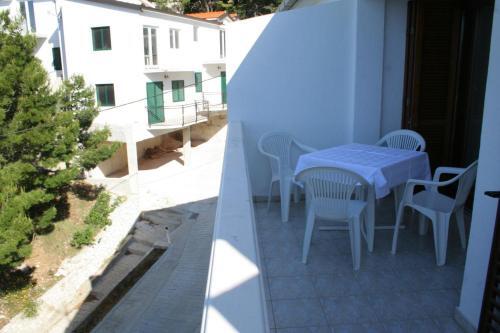 Apartments By The Sea Mimice (omis) - 2736