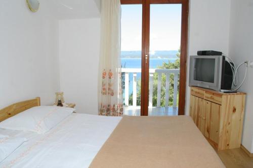 Apartments By The Sea Mimice (omis) - 2736