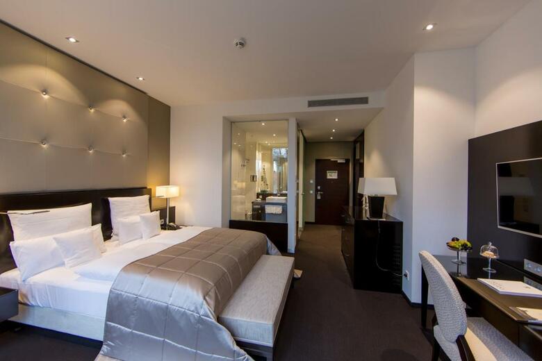 Relais & Ch�teaux Hotel Burg Schwarzenstein