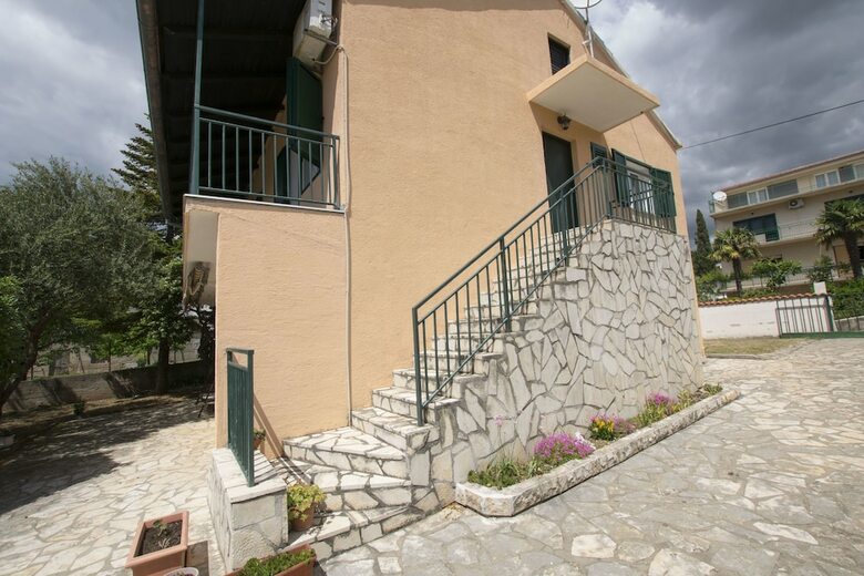 Apartment Zlatko