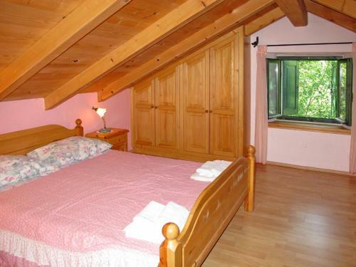 Haus Pod Ruzon 210s