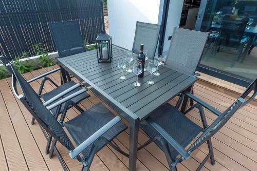 Apartamentos Villa Lasti With Private Swimming Pool