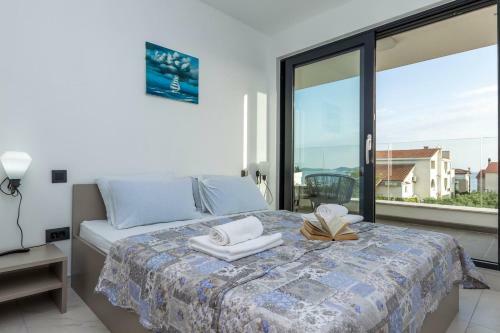 Apartamentos Villa Lasti With Private Swimming Pool