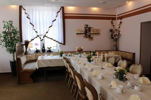 Hostal Gasthof Und Pension Frankenthal